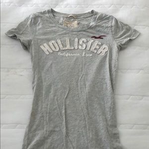 hollister t shirt